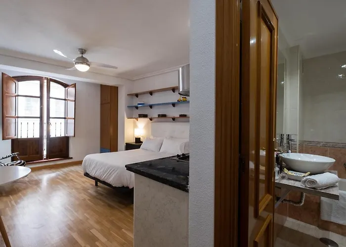 Estudio En La Calle Mas Bonita De 아파트