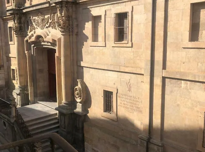 Estudio En La Calle Mas Bonita De 아파트 살라망카